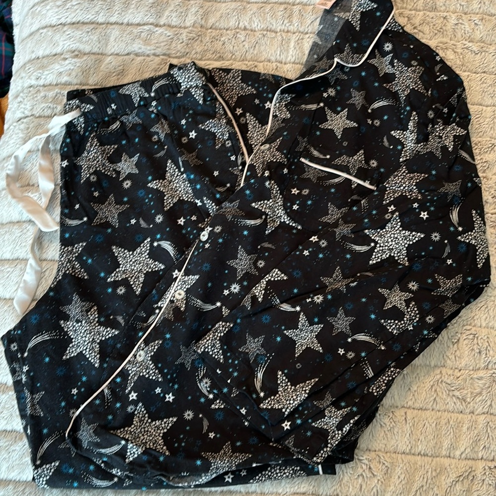 Victoria Secret Pajama Set